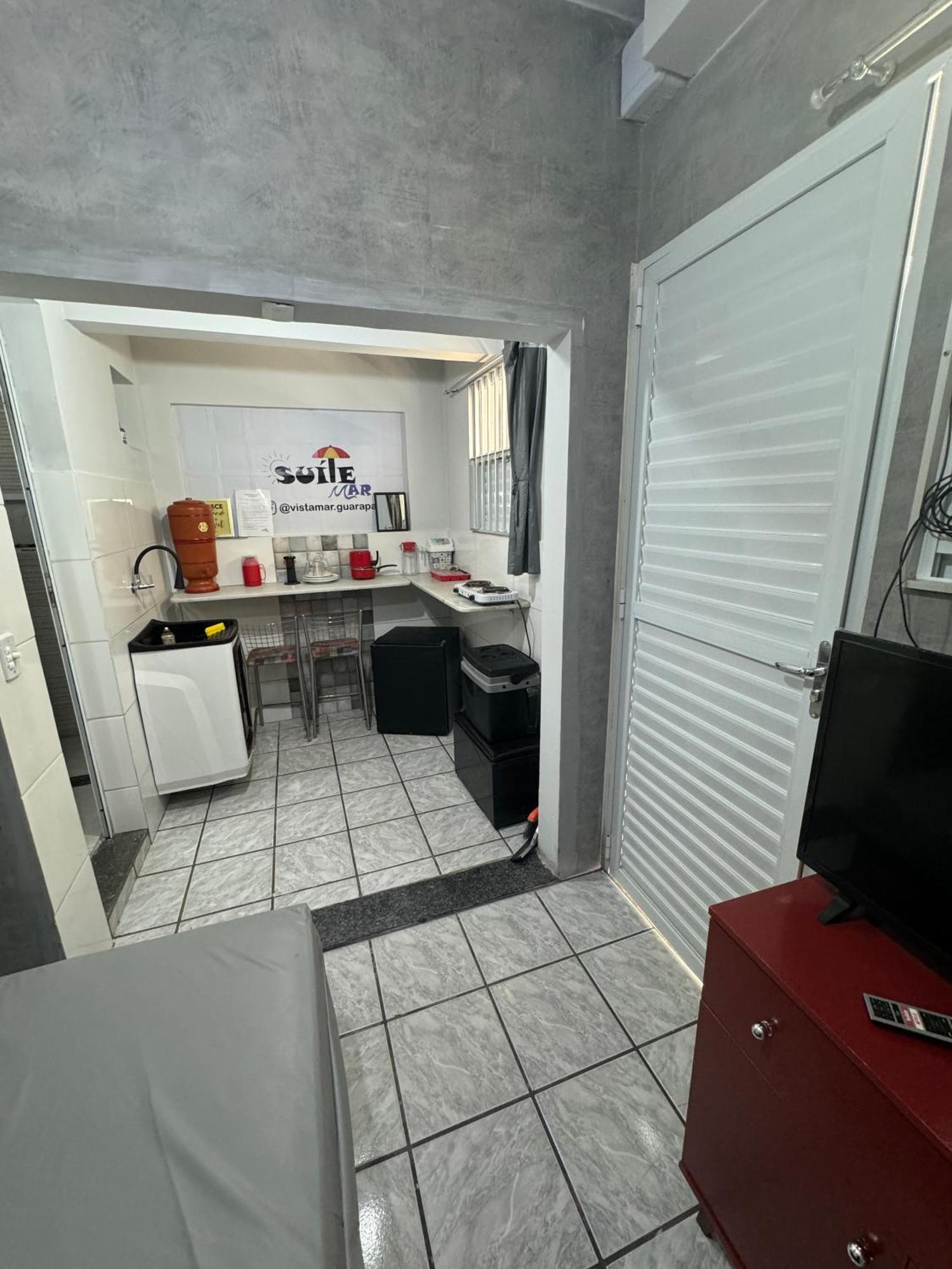 Suite Mar 210 - Economica E Compacta - Praia Do Morro - Predio Frente Mar Com Elevador, Atravessou A Avenida, Ja Esta Na Praia - Garagem - Internet Guarapari Eksteriør bilde